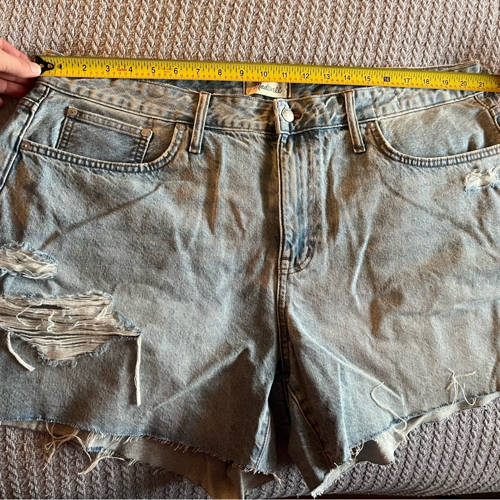 Madewell The Mom Jean Denim Shorts